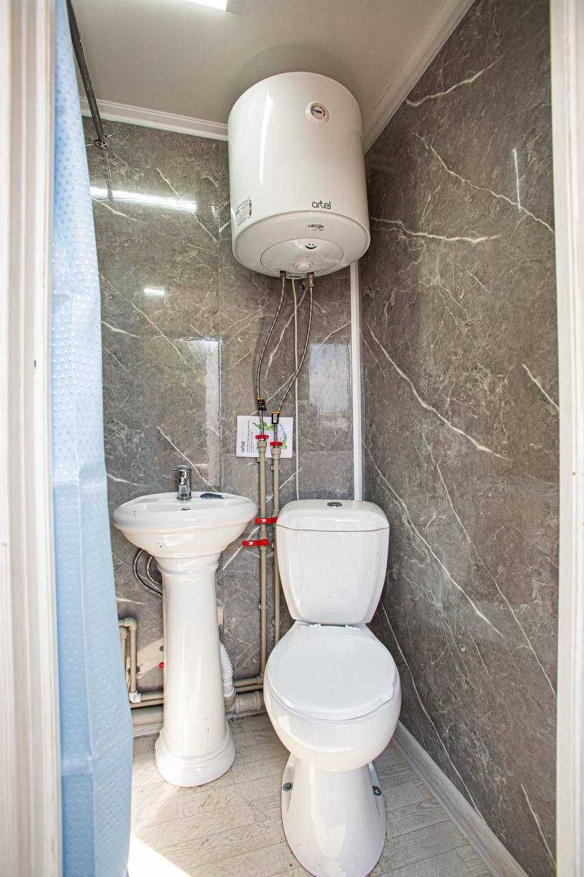 Утеплённые контейнер С САНУЗЛОМ