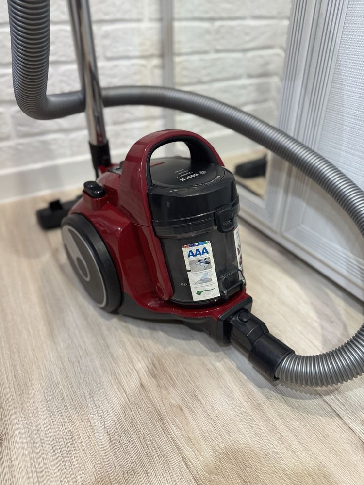 Продам пылесос Bosch в отличном состоянии