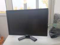 Монитор DELL 24 дюйма