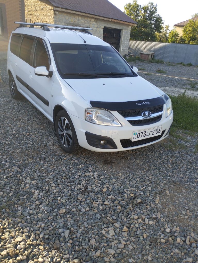Продаю лада ларгус