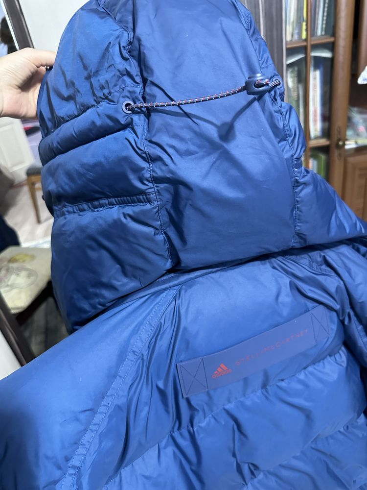 Продам пуховик фирмы Adidas Stella Maccarntey