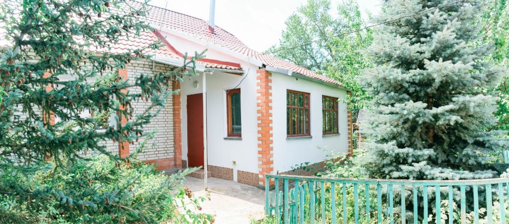 Дом кирпичный 110кв/м на участке 16,5 соток, все удобства срочно