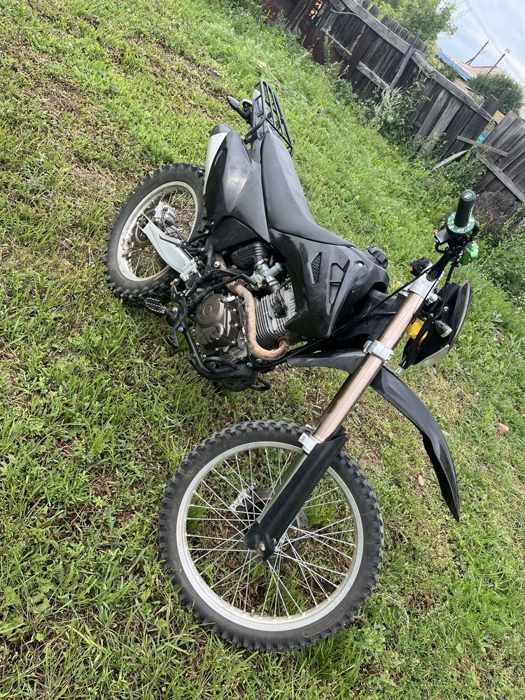 Продам мотоцикл FMZ250