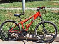 Продаю Trinx M258
