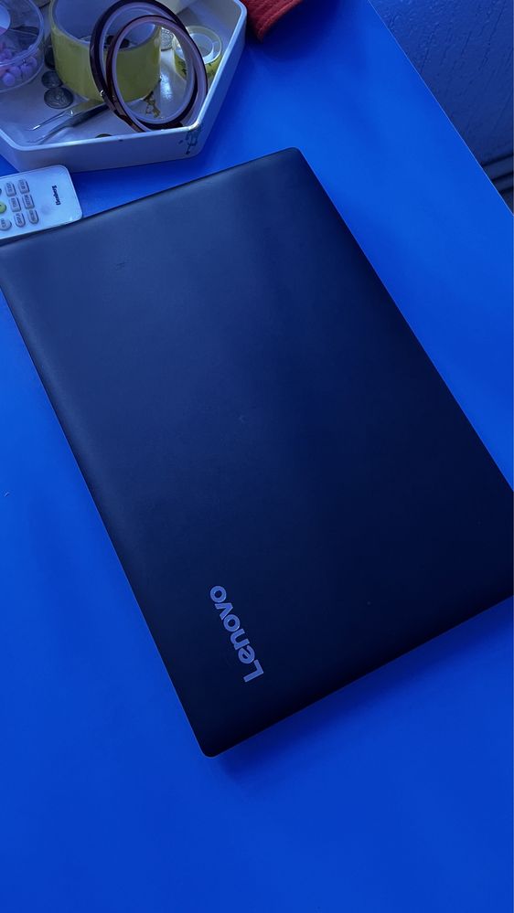 Ноутбук Lenovo 120000
