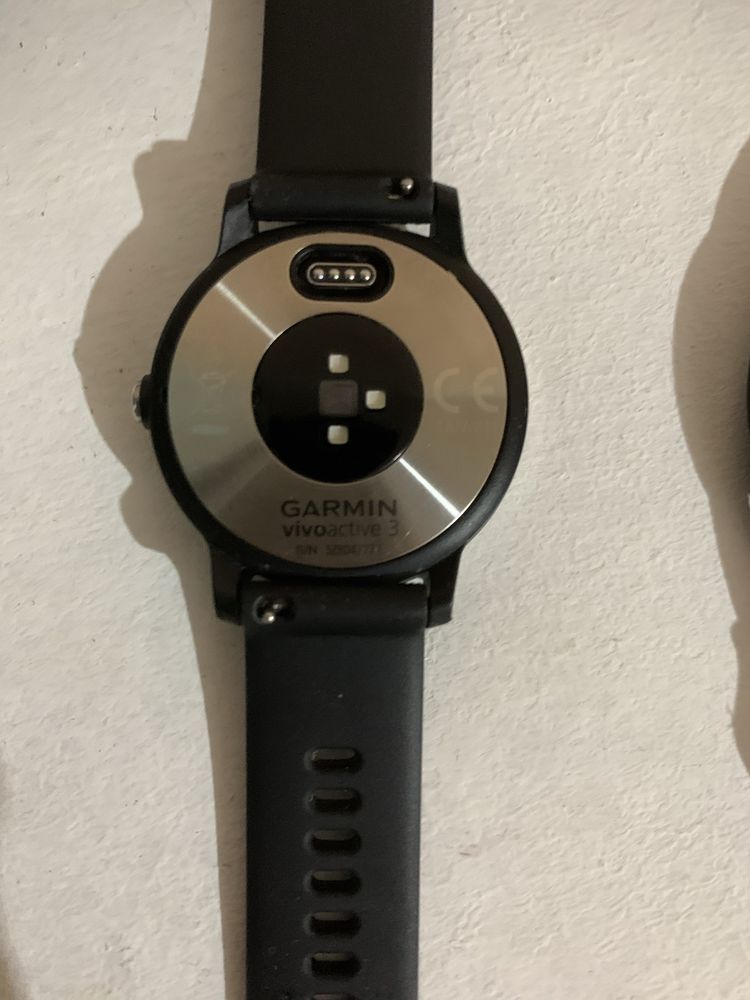 Смарт часы Garmin vivoactive 3