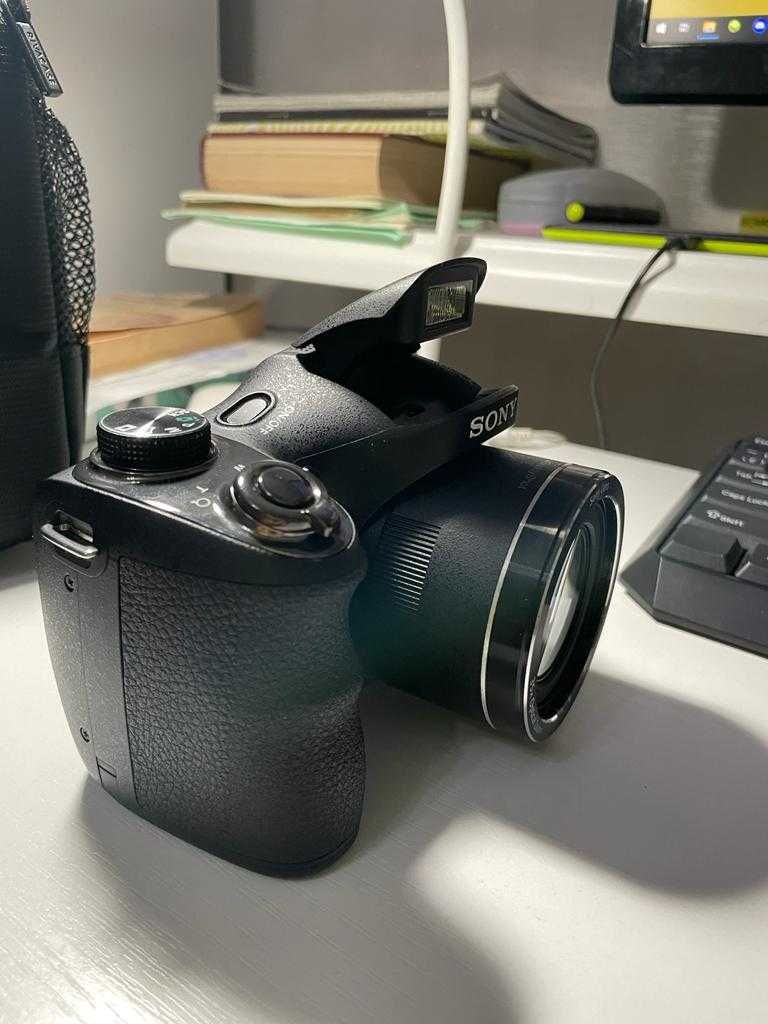 Продам фотоаппарат Sony Cyber-shot DSC-H300