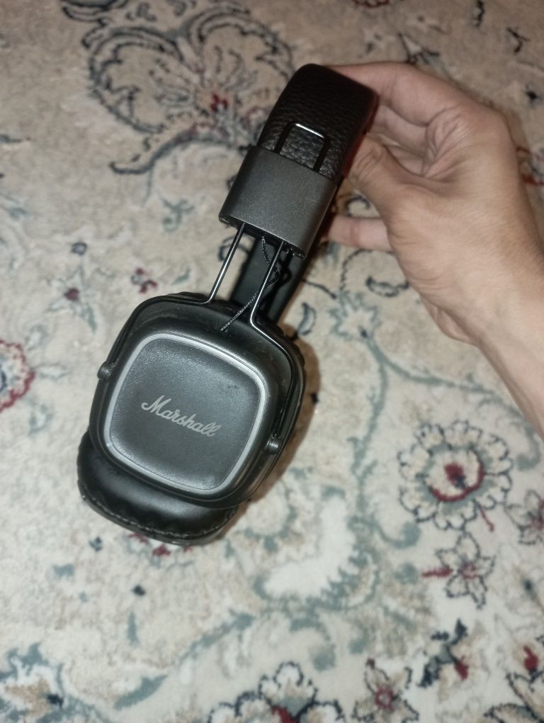 Наушники Marshall . Цена будет держаться 4 дня