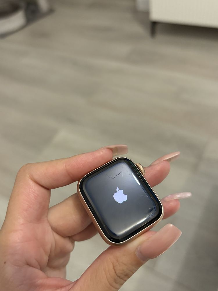 Apple Watch SE 40mm