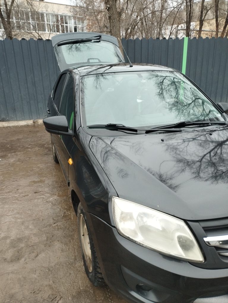 Продам машина Лада Гранта