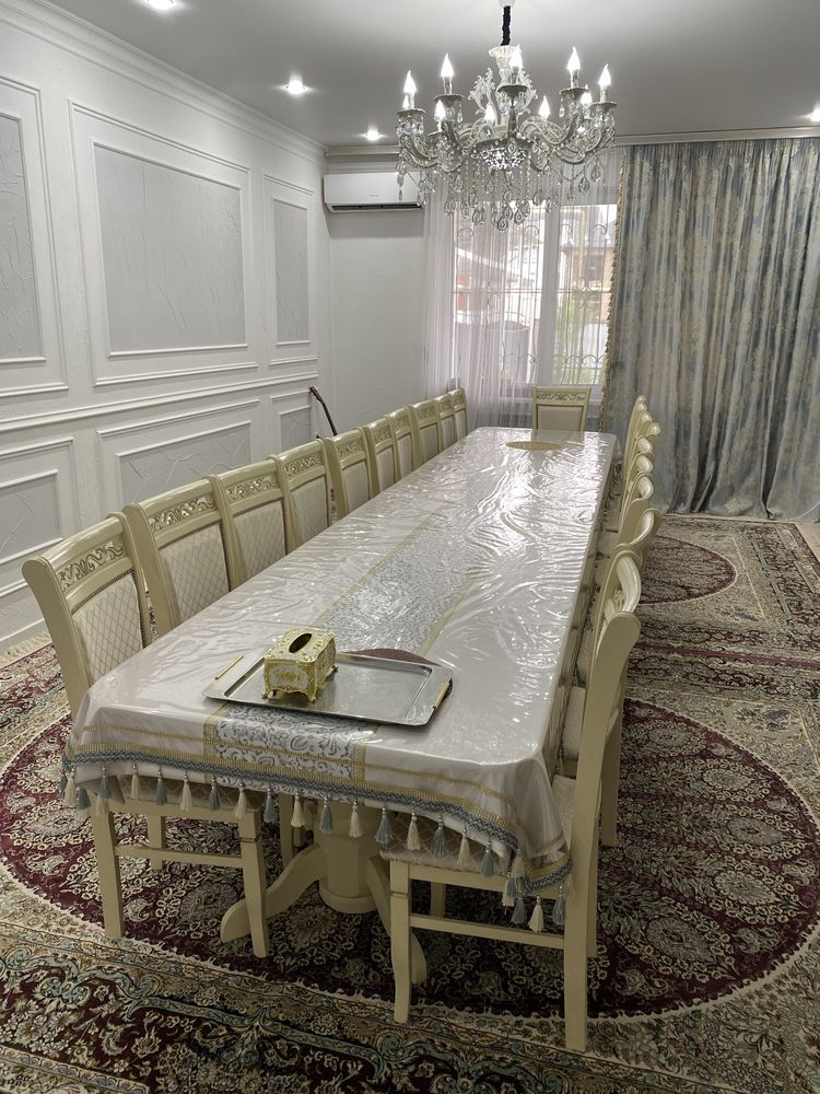 продам стол и стулья