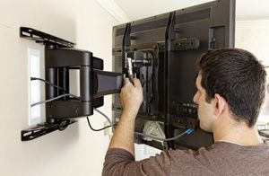 Установка монтаж навеска демонтаж кронштейн для телевизора крепление