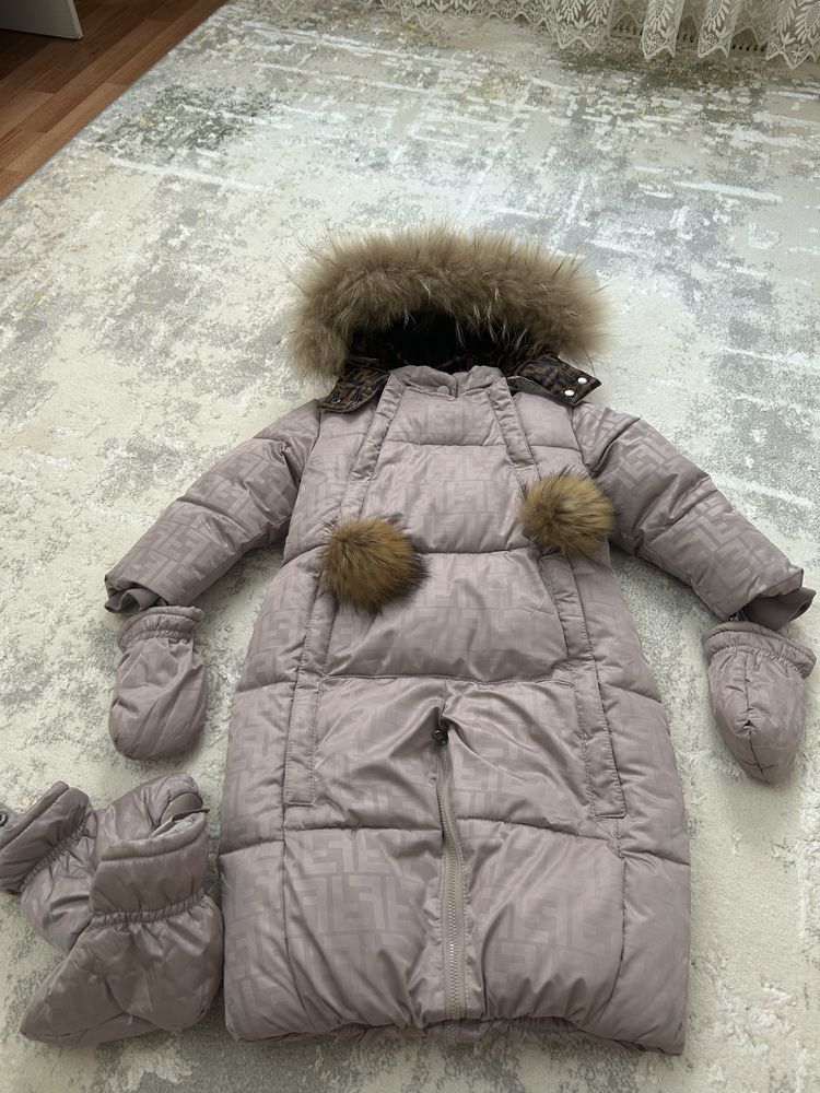 Куртка на девочку до 1,5-2 годика. FENDI brand.
