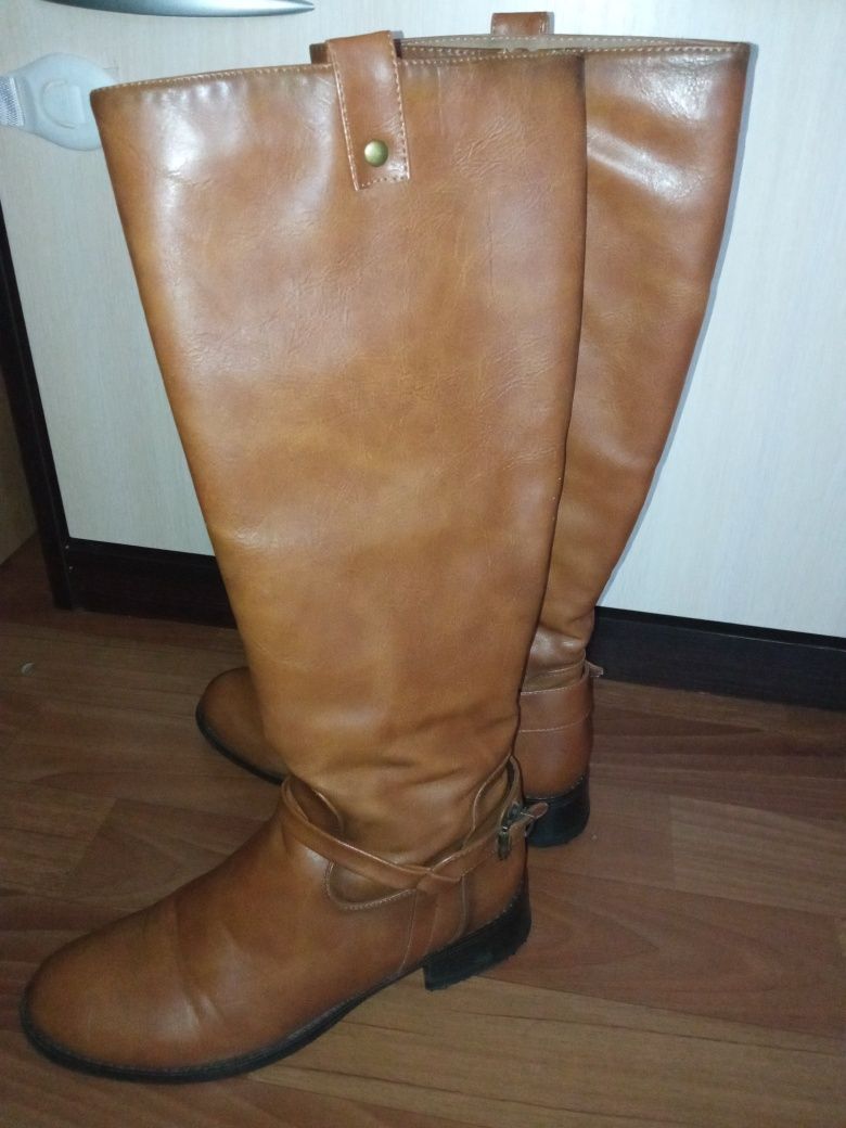 Продам демисезонные сапожки