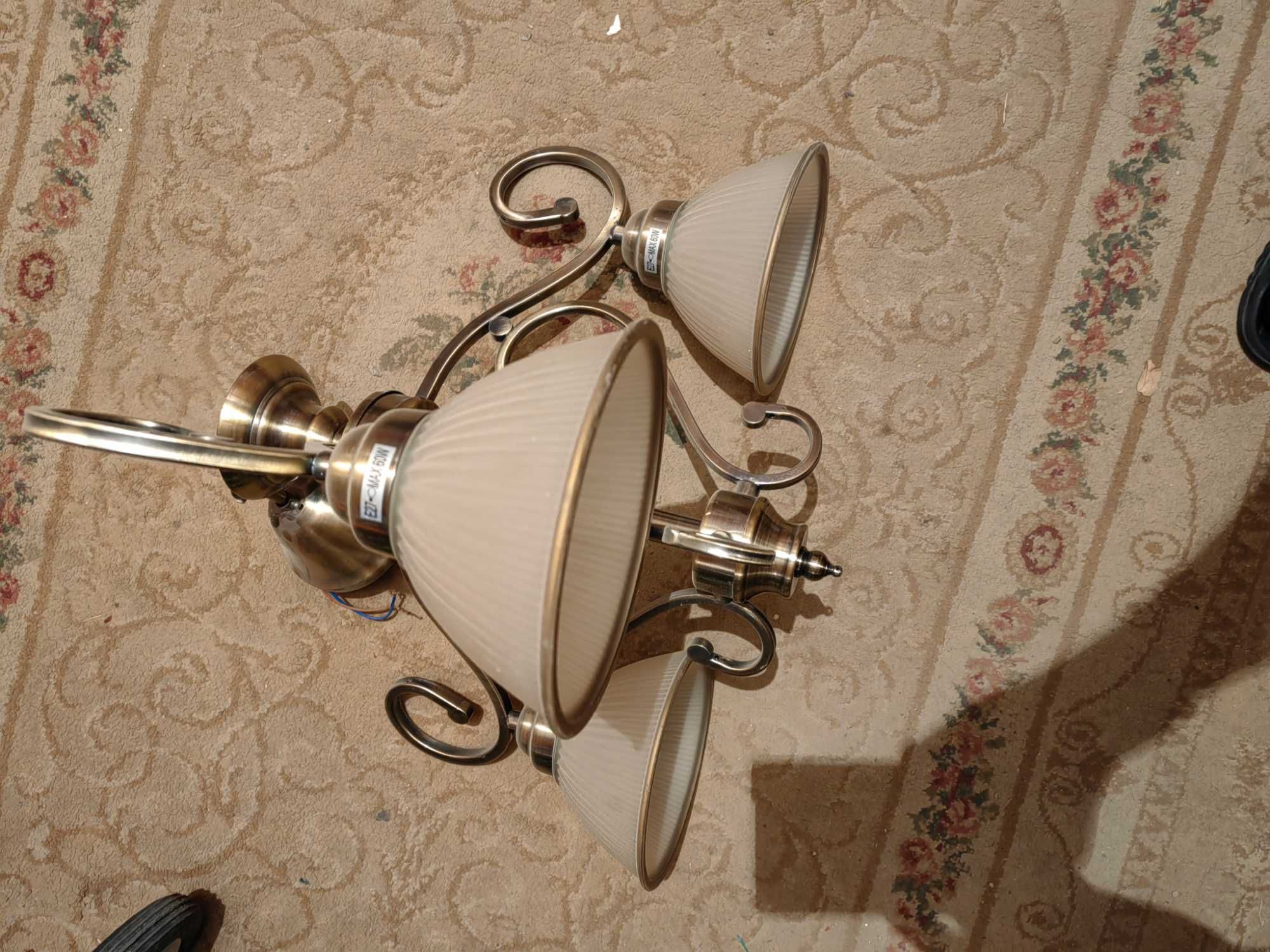 Продам Люстры бу