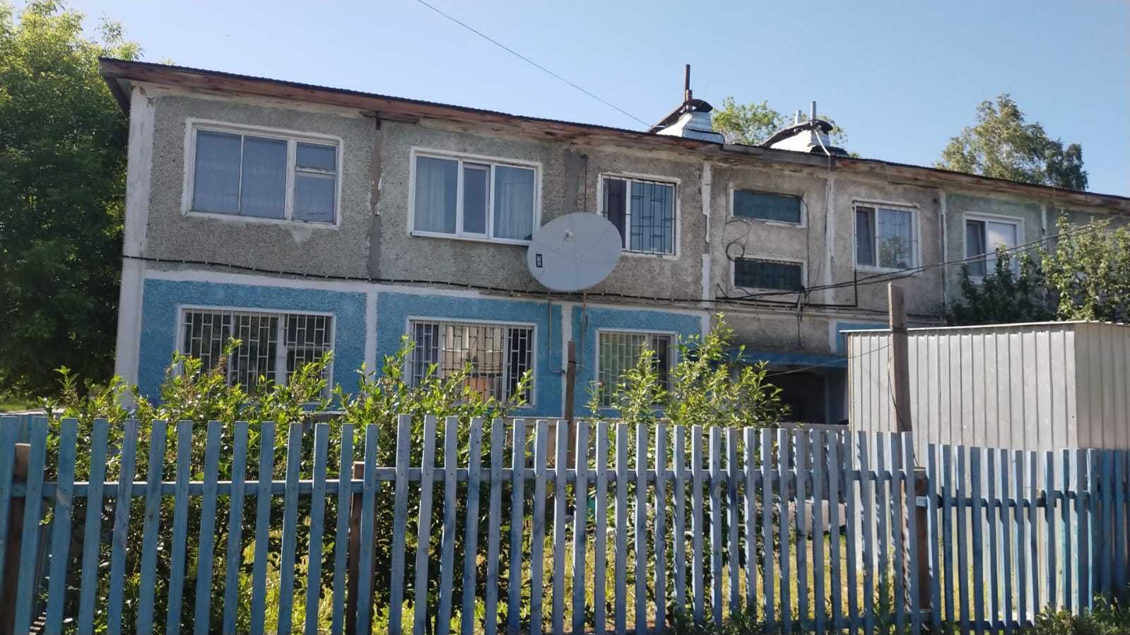 Продам уютную 3 комнатную квартиру в в самом центре г. Тобыл.
