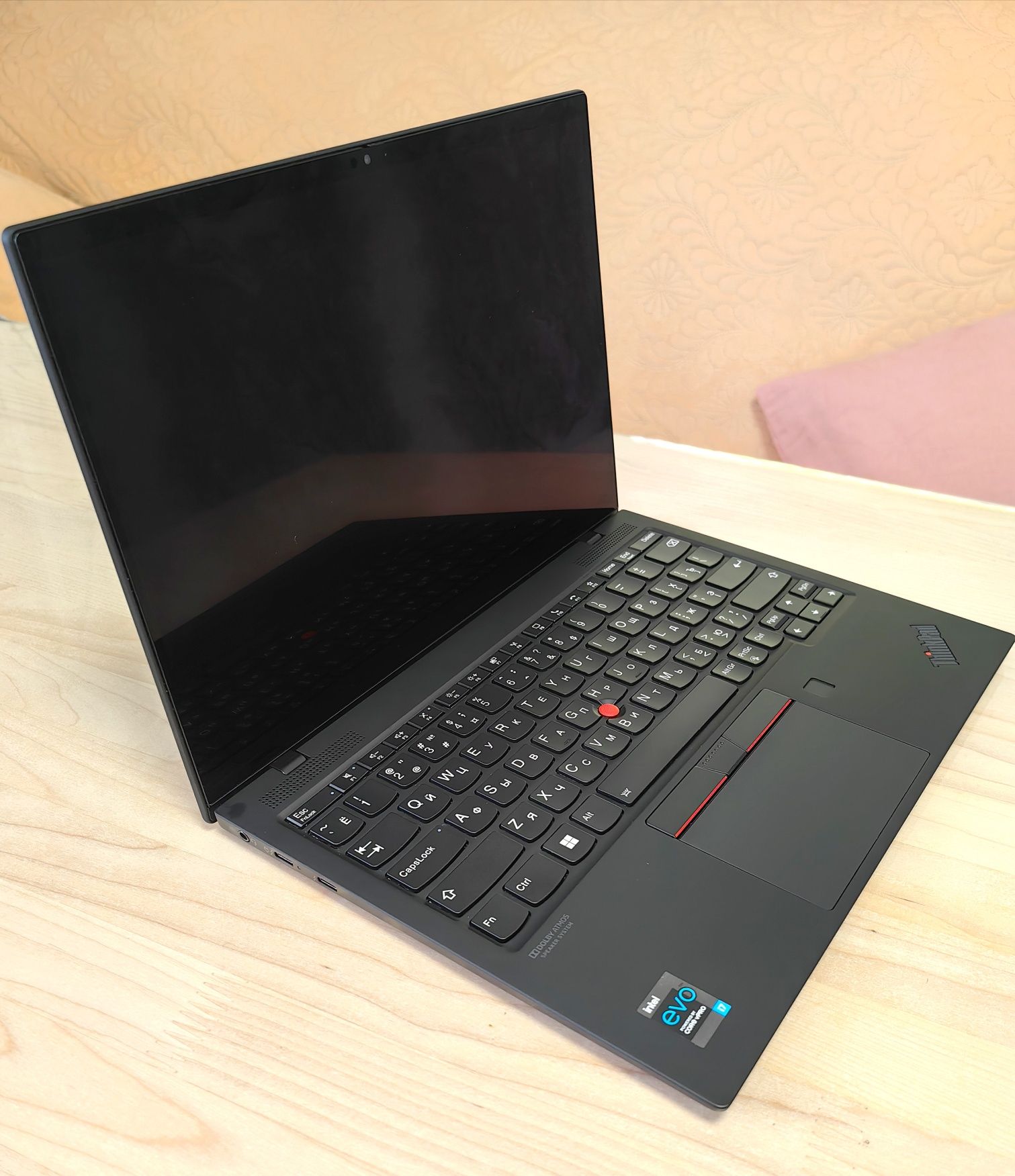 Lenovo Thinkpad X1 NANO (0.97кг) 2k Тачскрин, i7-1180G7, 16Gb, 1TB