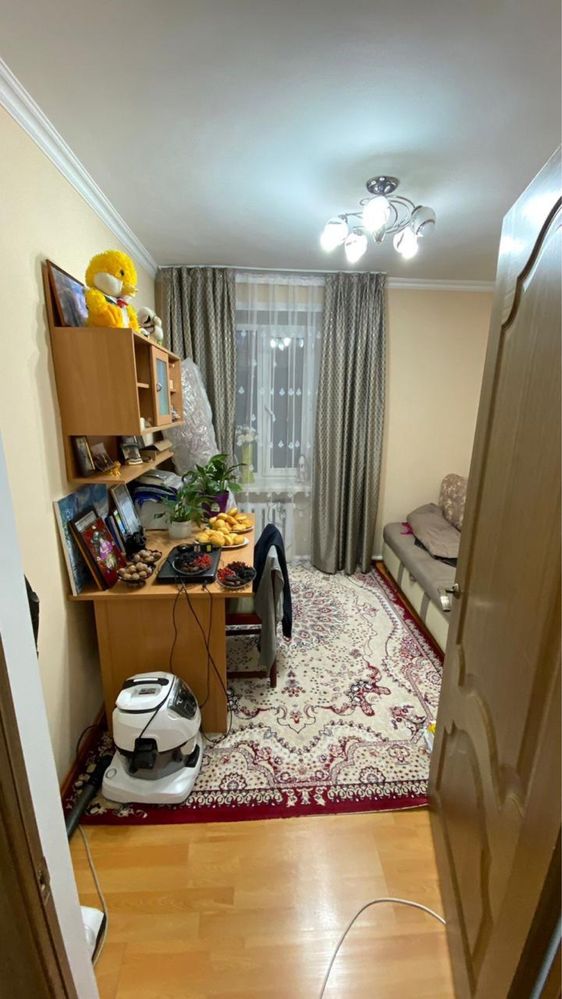 Продам 5 комнатный дом (двухквартирный)