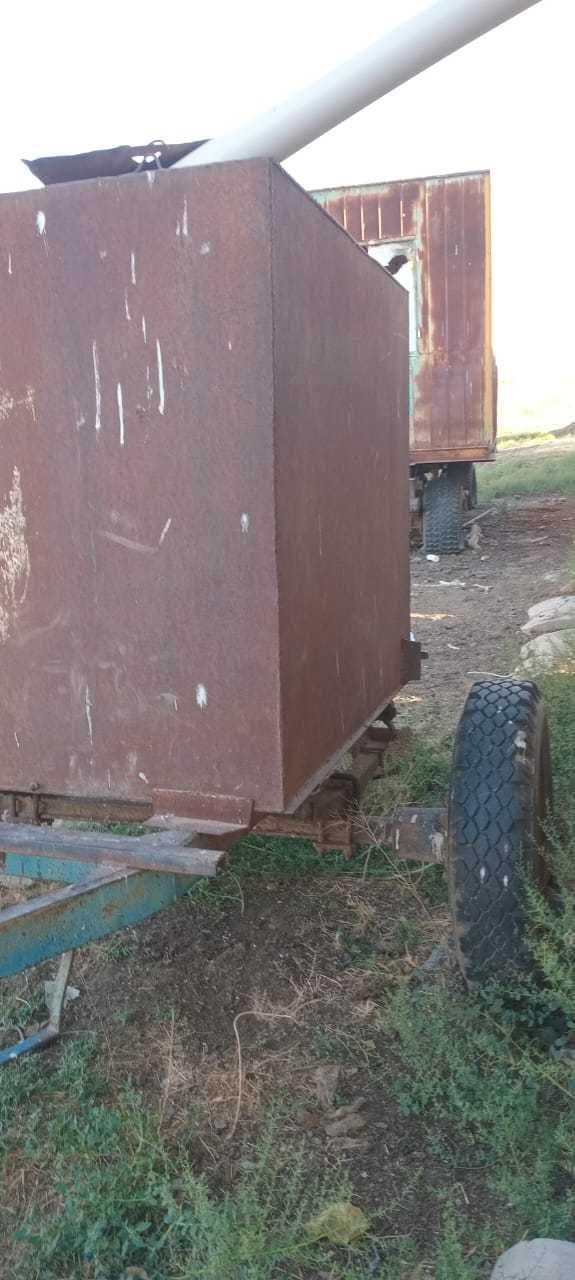 Продам бочку 1.5 тона