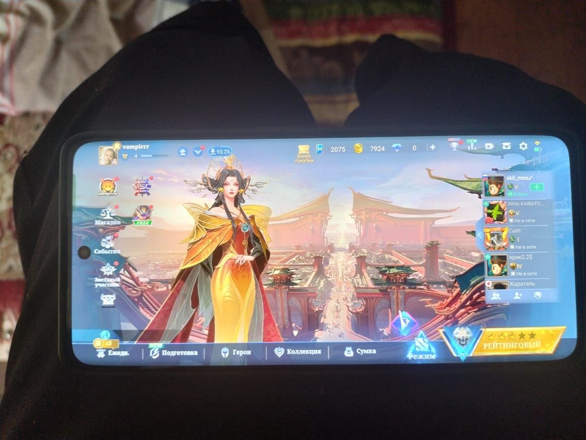 Продам орро 8 t 5g на 256 гигов