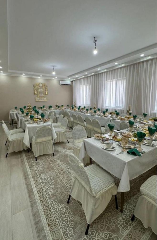 Стол сатылады, 6 стол, 50стулья, 50 чехол белый цветтен