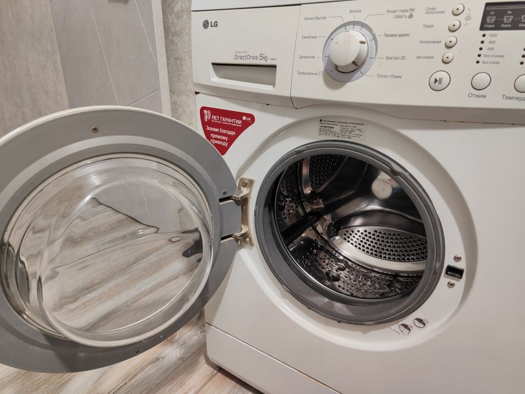 Продам стиральную машину LG 5кг