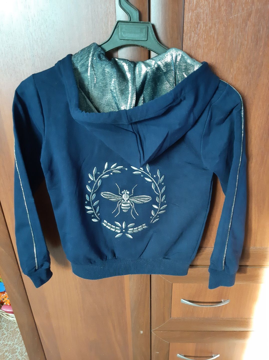 Продам кофту и утепленные штаны на флисе, на девочку .