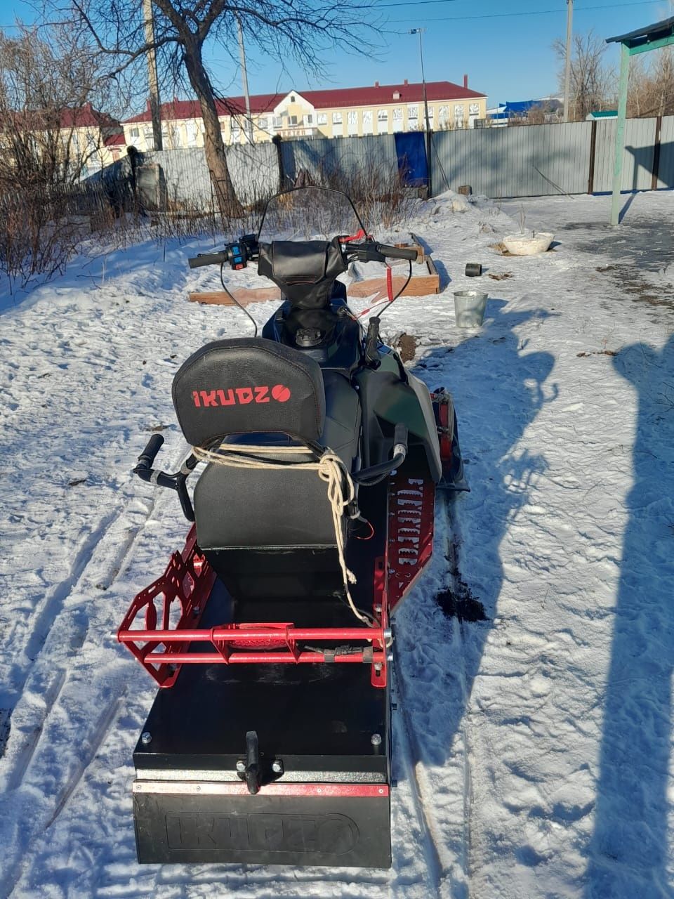 Продаётся снегаход якудза хантер