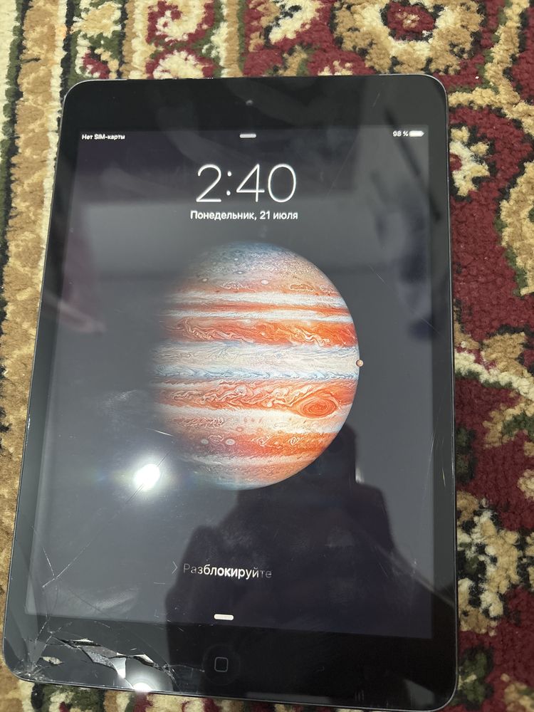Продаю Ipad 5 поколения на запчасти
