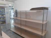 Продаю 2 полки по 15 тыс.тг