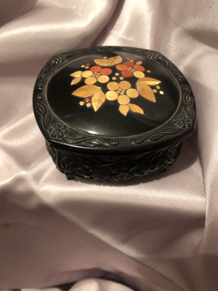 Продаю Разные  сувенирнве игрушки