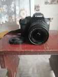 Продам фотоаппарат Canon EOS1200D
