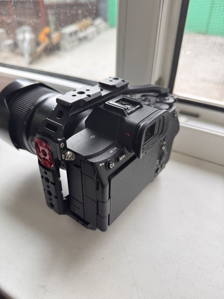 Фотоаппарат Sony a7m4 в идеальном состоянии