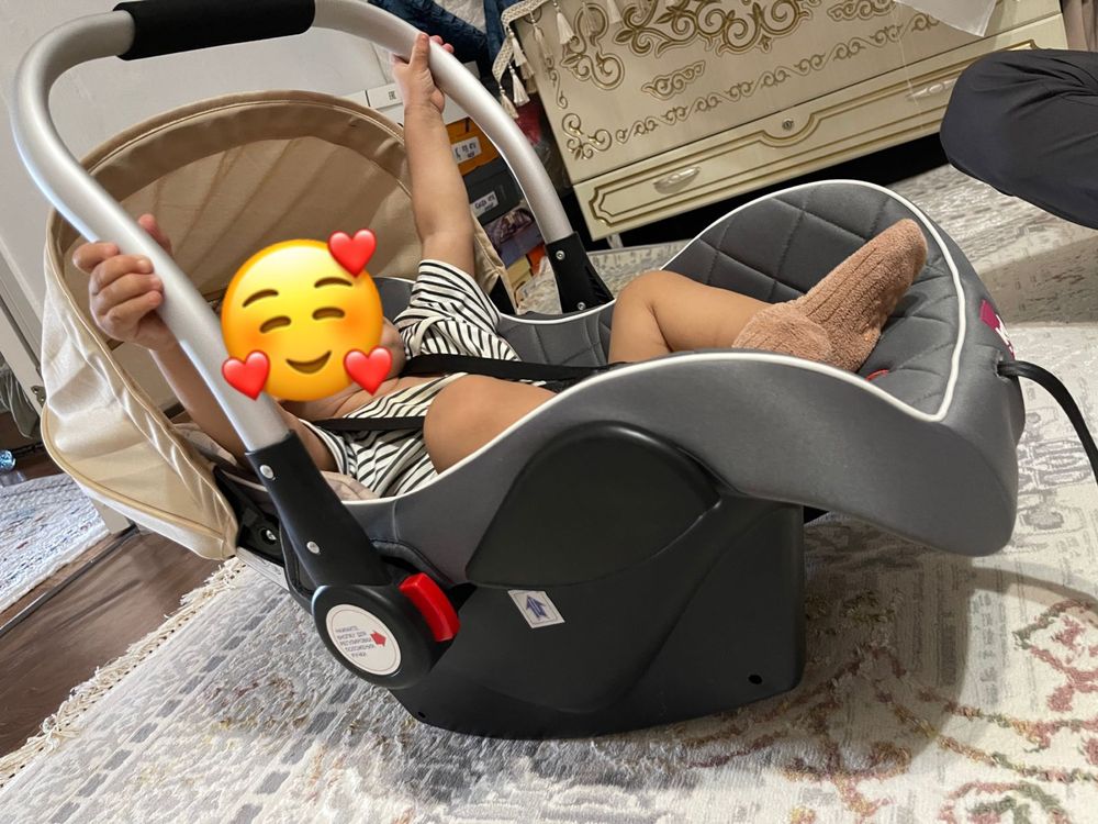 Новый автокресла новорожденных