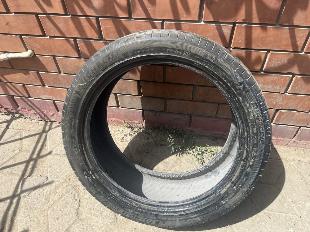 Продам шины! 275/40/20 мишлен.