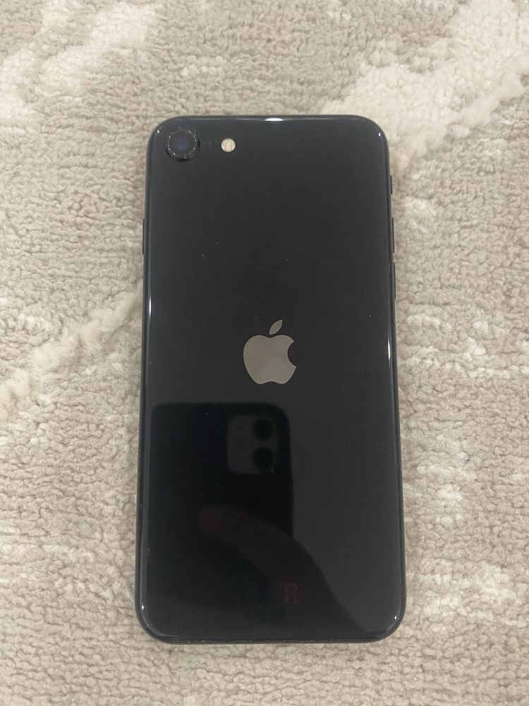 iPhone se 2020 64GB