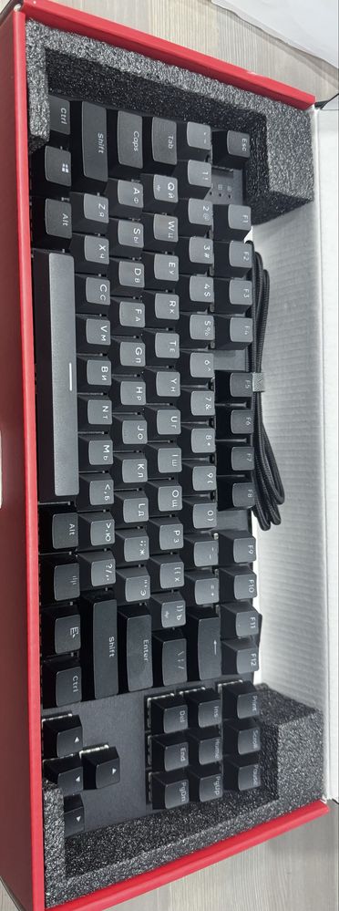 Red Square Keyrox TKL Fireworks (механика, RGB) — как новая, торг