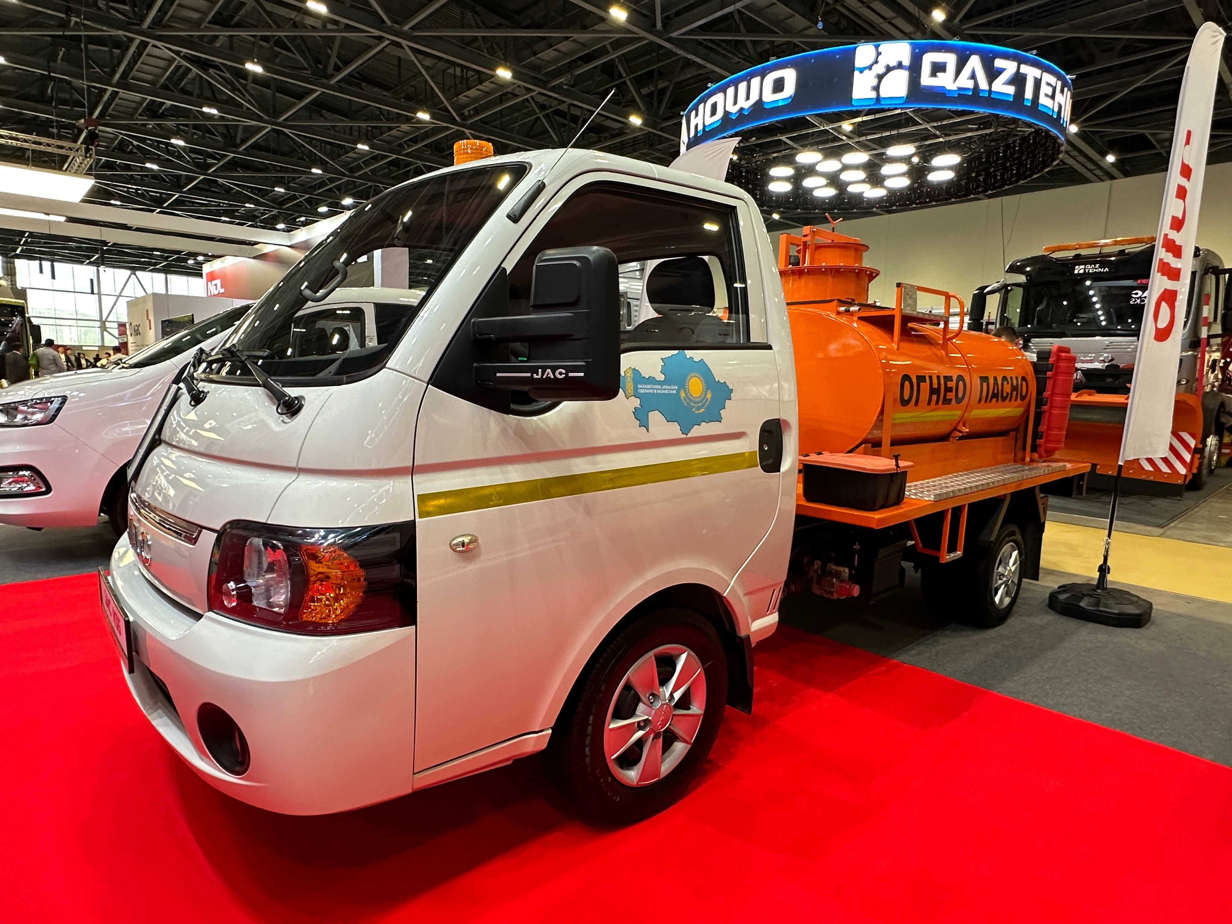 JAC N35 Авто топливозаправщик 1,5 куб. м