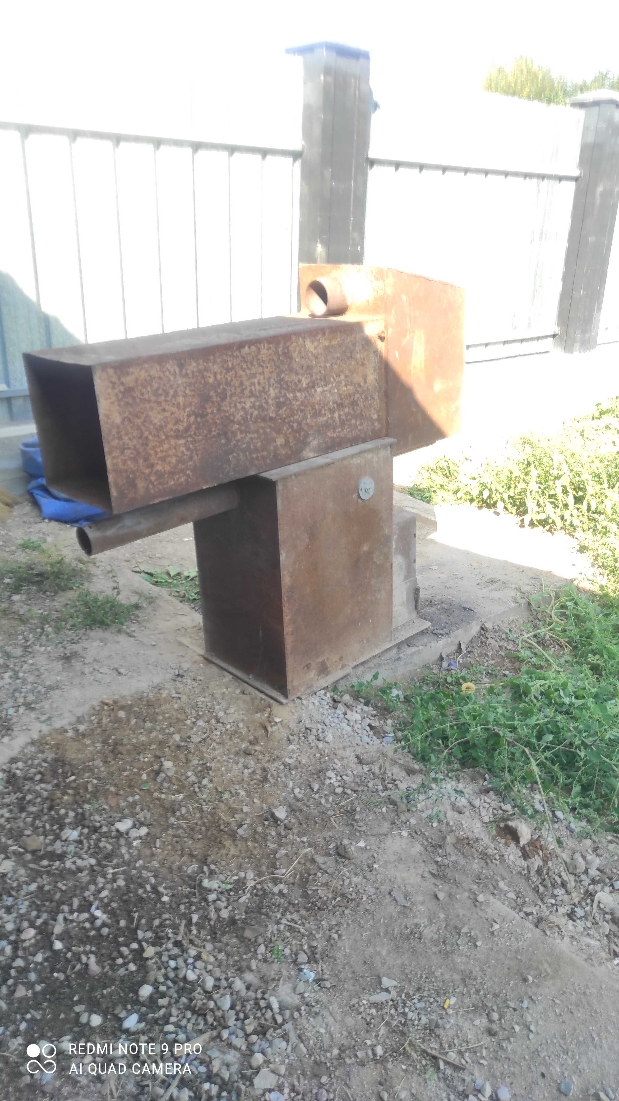 Продам металлическую печку