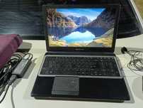 Ноутбук в хорошем состояний. Срочно. Packard Bell