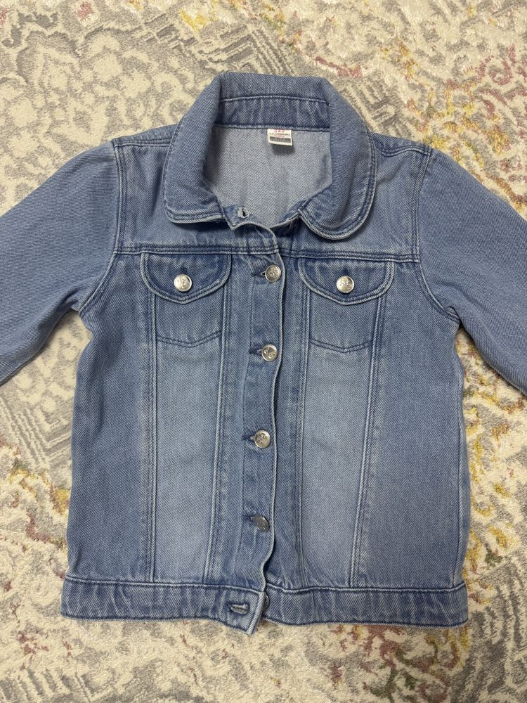 Джинсовый сарафан, джинсы, куртка на 5-6 лет