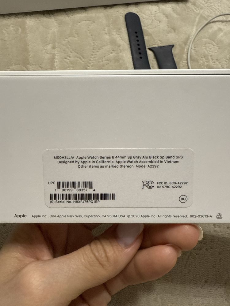 Продам! Apple watch series 6, 44 mm, sp gray.