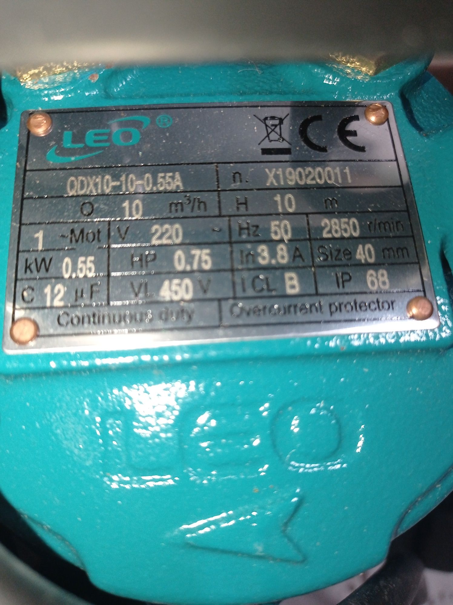 Продам дренажный насос LEO QDX 10-10-0,55A
