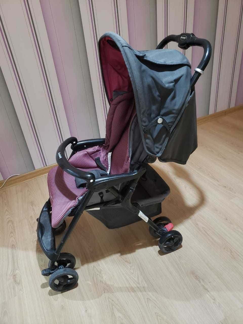 Детская коляска фирмы Good baby