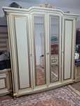 Продам спальный гарнитура