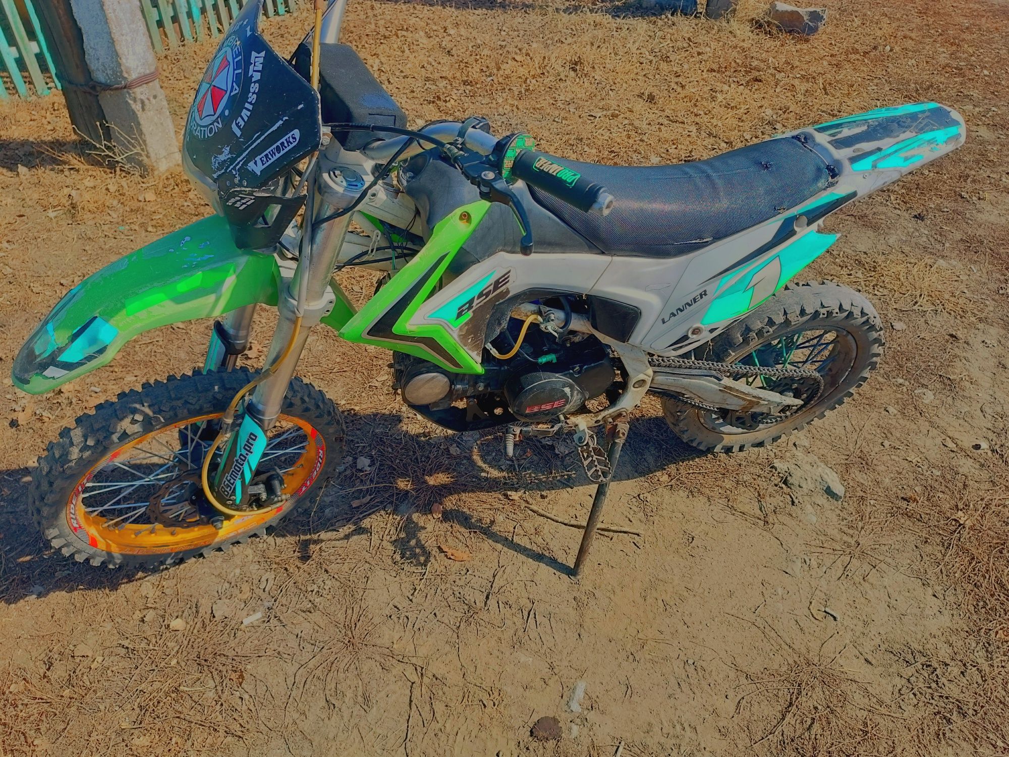Продам питбайк BSE 125куб ТОРГ