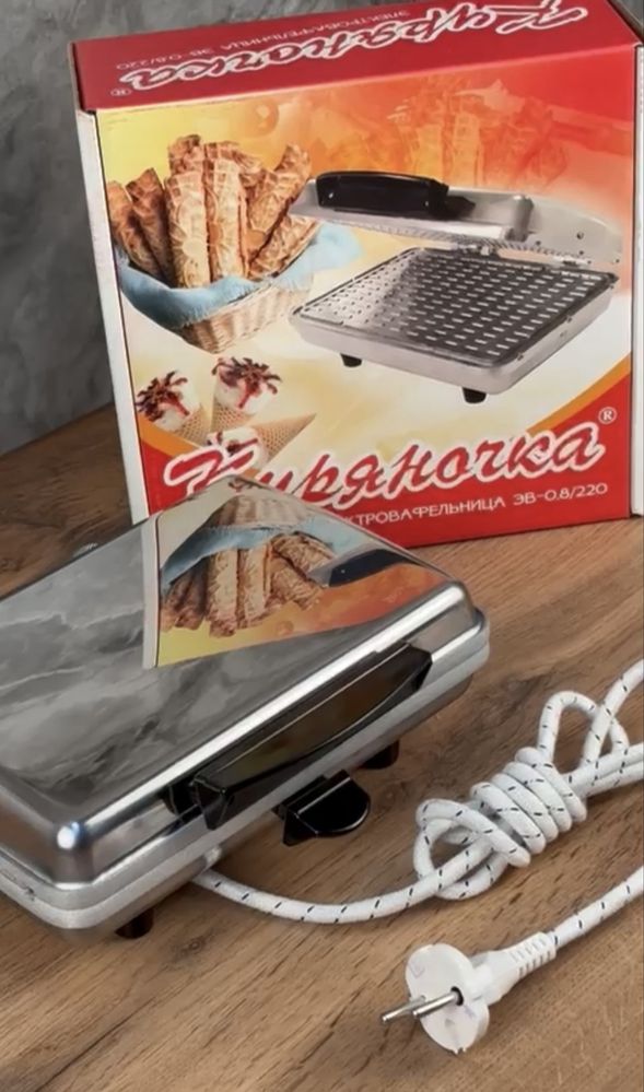 Вафельница /Лакомка /Куряночка /Советский