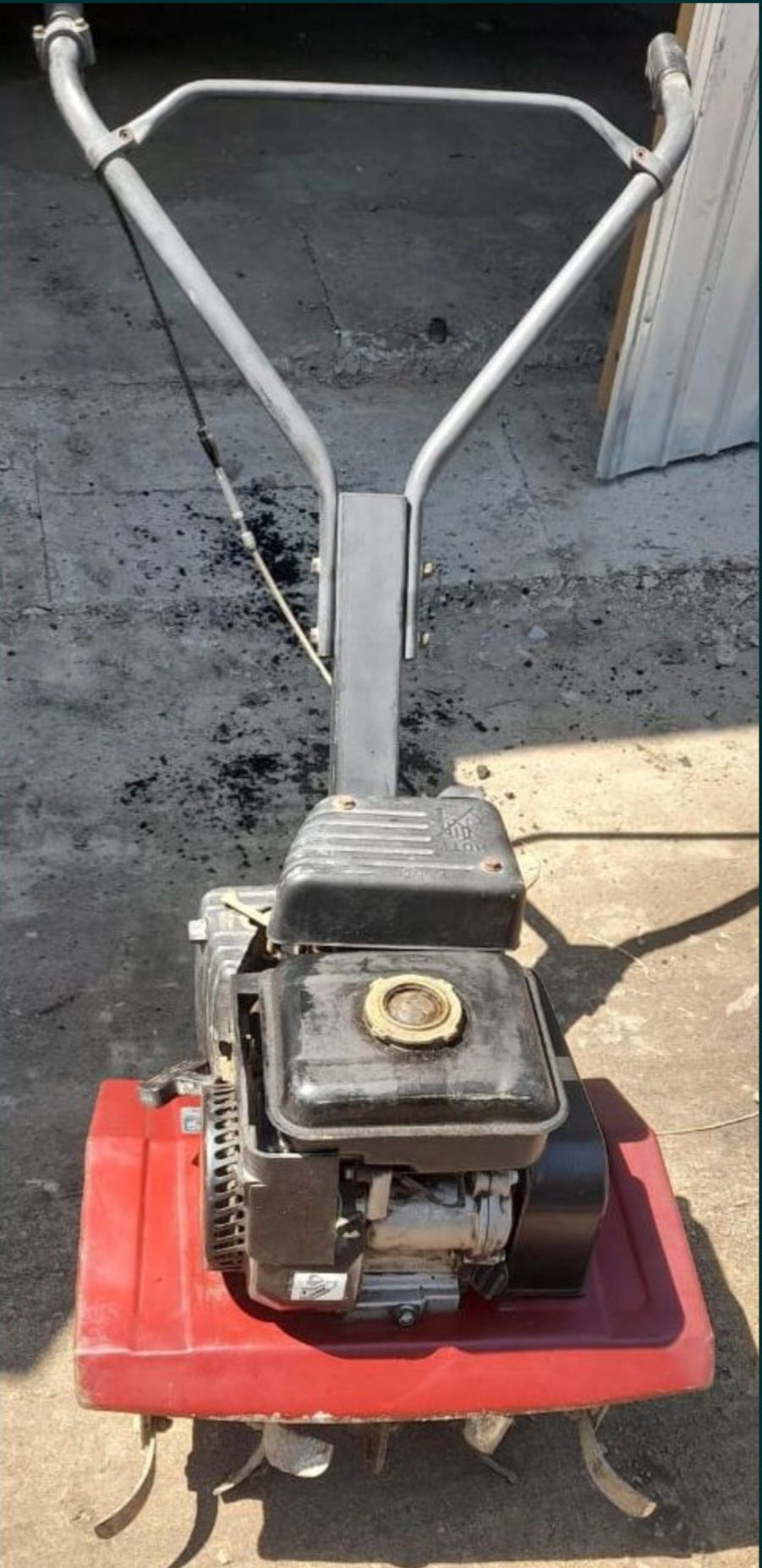 Продам культиватор