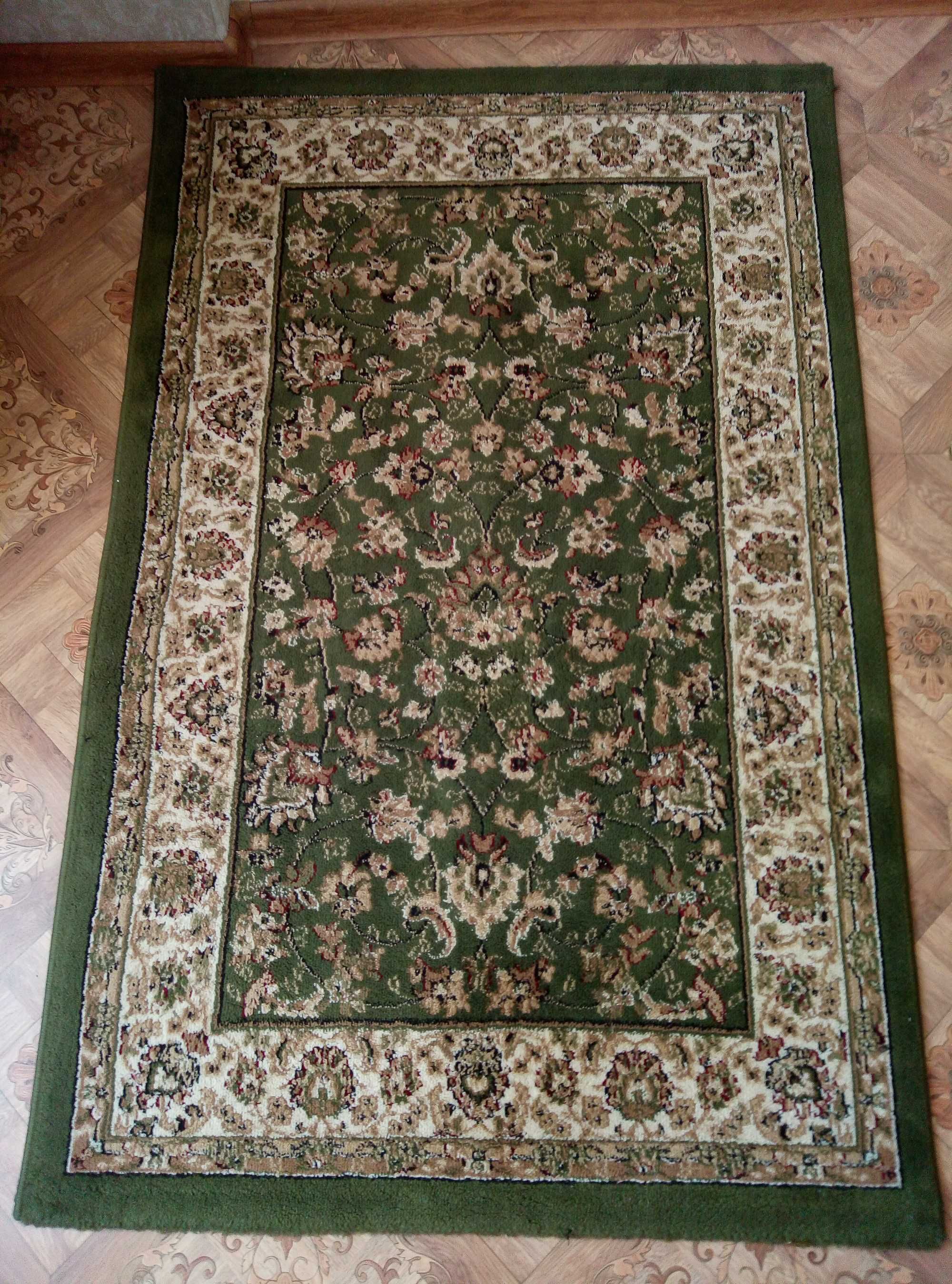Продам ковры, ковровые дорожки (полушерсть)