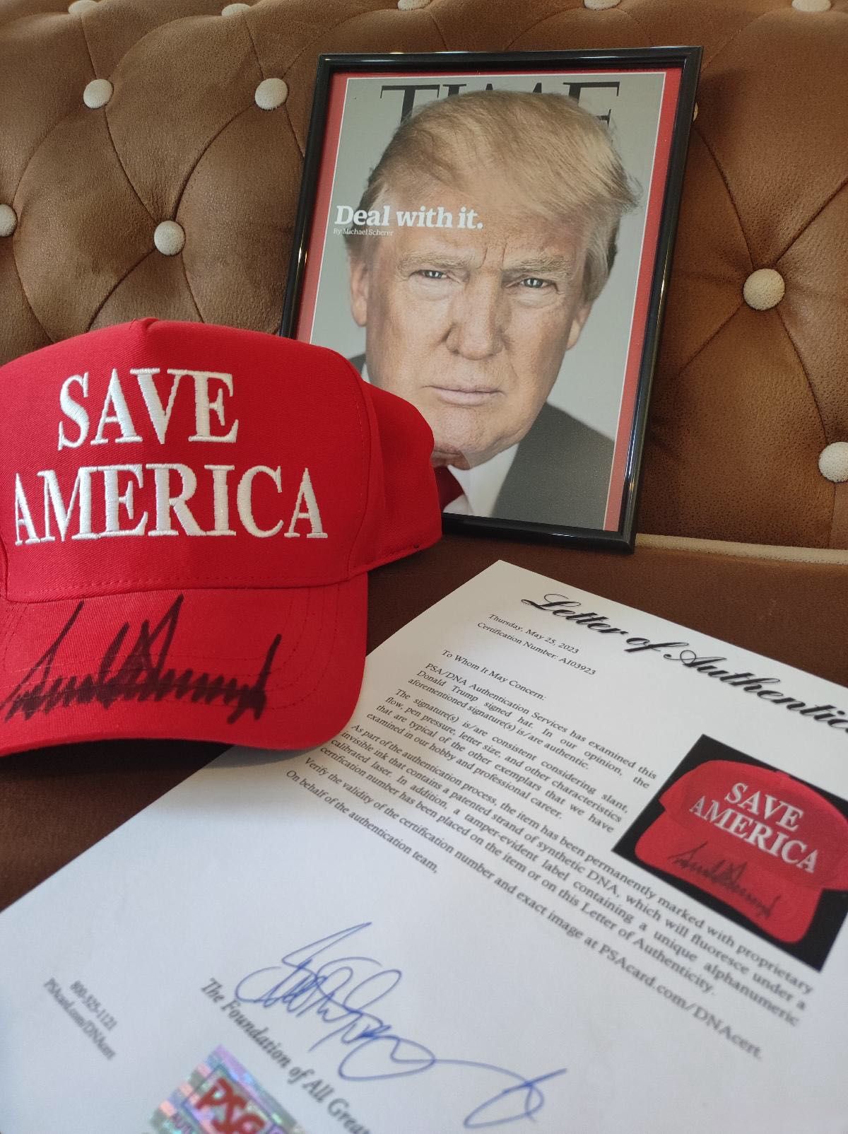 Бейсболка с автографом Дональда Трампа с сертиф. PSA/DNA